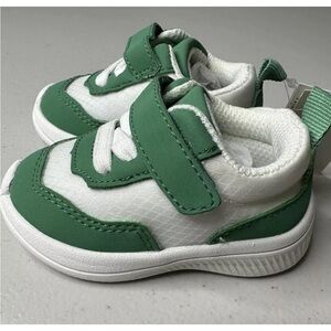 BABY GAP GREEN WHITE INFANT SNEAKERS SZ 2 / 3-6 MOS
